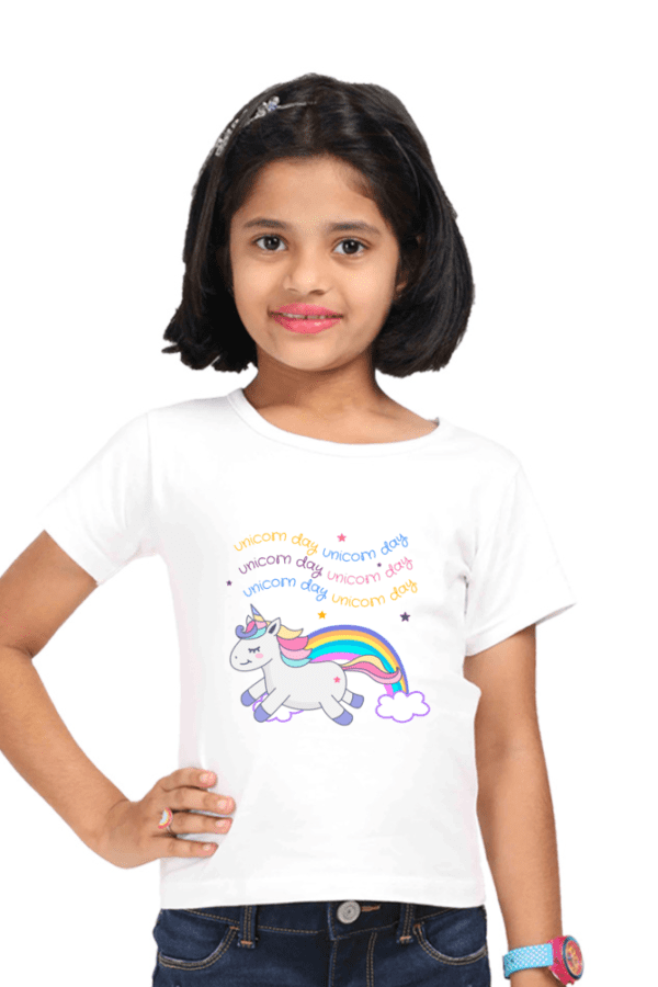 Girl Classic Crew T-Shirt || Unicorn